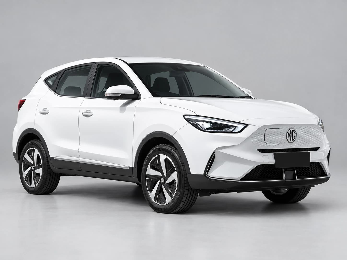 White MG ZS EV